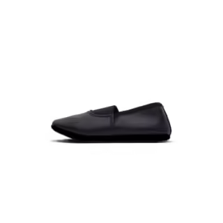 Balerini de dans pentru femei