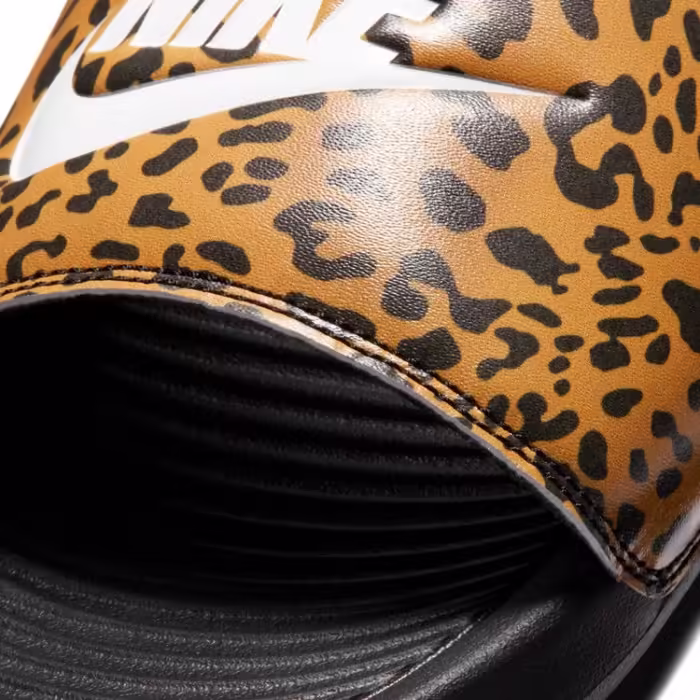 Шлепанцы Nike W VICTORI ONE SLIDE PRINT - 5