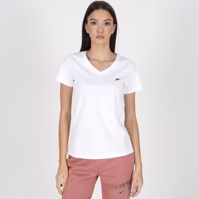 Футболка Nike Sportswear