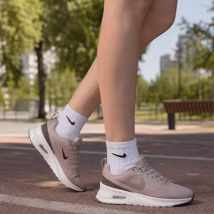 Кроссовки Nike W AIR MAX NUAXIS - 8