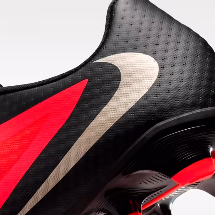 Ghete pentru fotbal Nike Phantom 6 Low Academy FG/MG Rosu 40.5 - 9