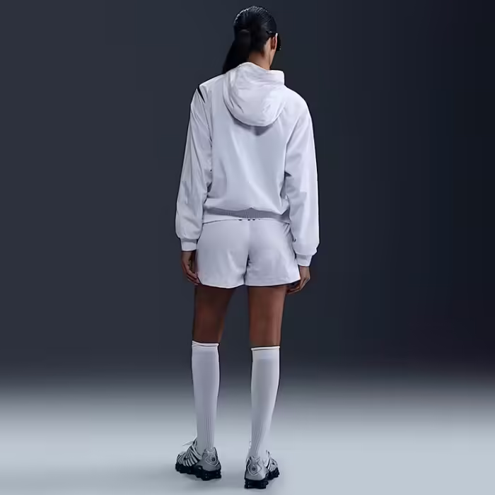 Sorti Nike W NSW CLS WVN MR 5 LOGO SHORT - 6