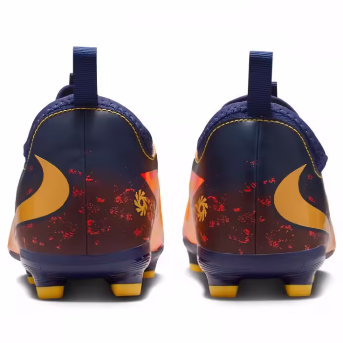 Бутсы Nike Phantom 6 Low Academy FG/MG - 6