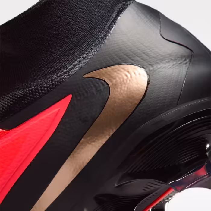Ghete pentru fotbal Nike PHANTOM 6 HIGH PRO FG Rosu 45.5 - 10