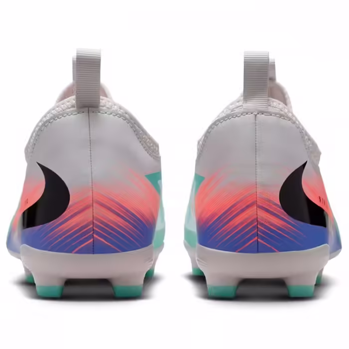 Бутсы Nike Phantom 6 Low Academy FG/MG - 5