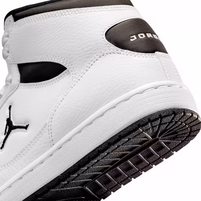 Incaltaminte Sport Nike JORDAN COURT CONNECT MID - 9