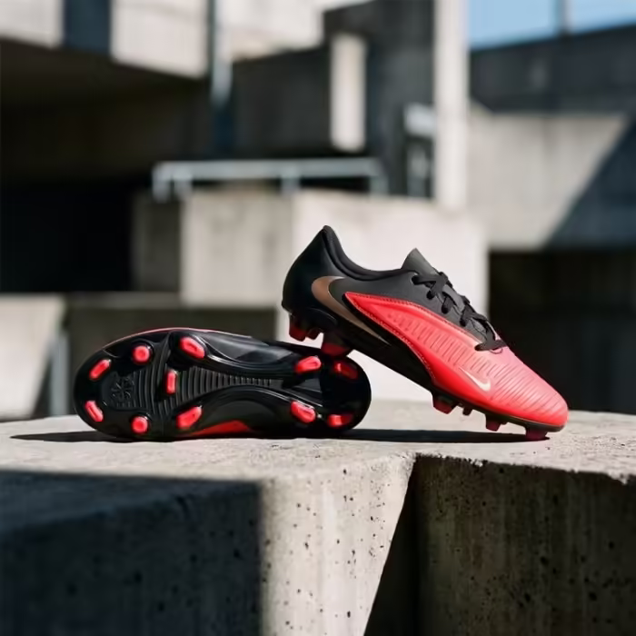Бутсы Nike PHANTOM 6 LOW CLUB FG/MG Красный 29.5 - 6