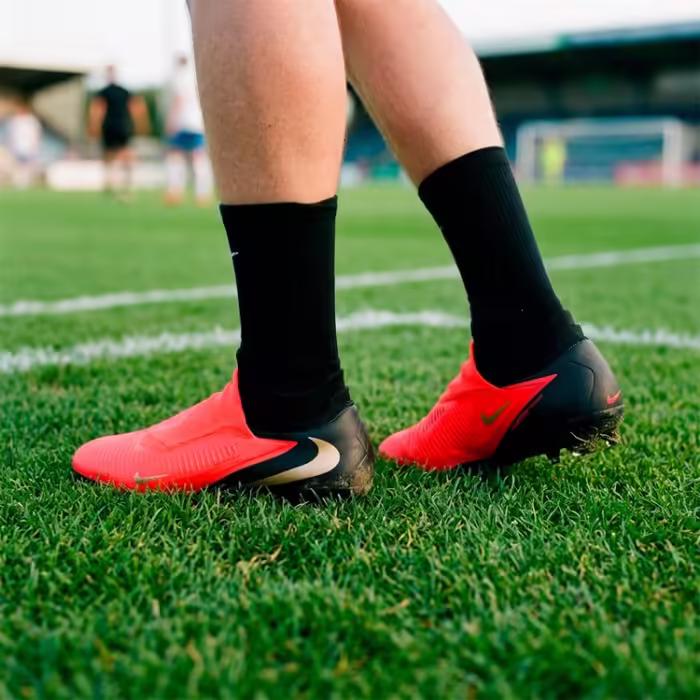 Ghete pentru fotbal Nike PHANTOM 6 HIGH PRO TF Rosu 40.5 - 2