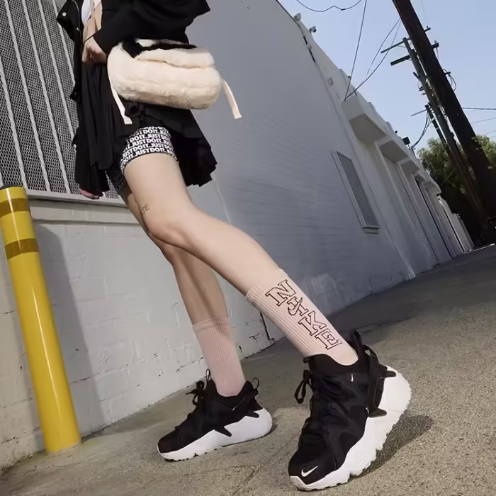 Кроссовки Nike W AIR HUARACHE CRAFT - 8