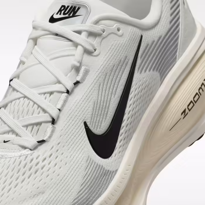 Incaltaminte Sport Nike VOMERO 18 Bej 41 - 7