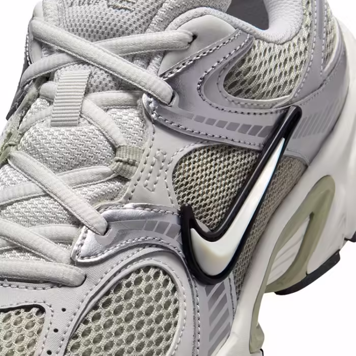 Кроссовки Nike V5 RNR Серый 37.5 - 6
