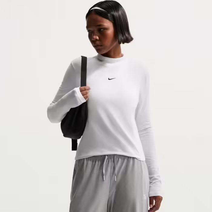 Футболка Nike Chill Knit