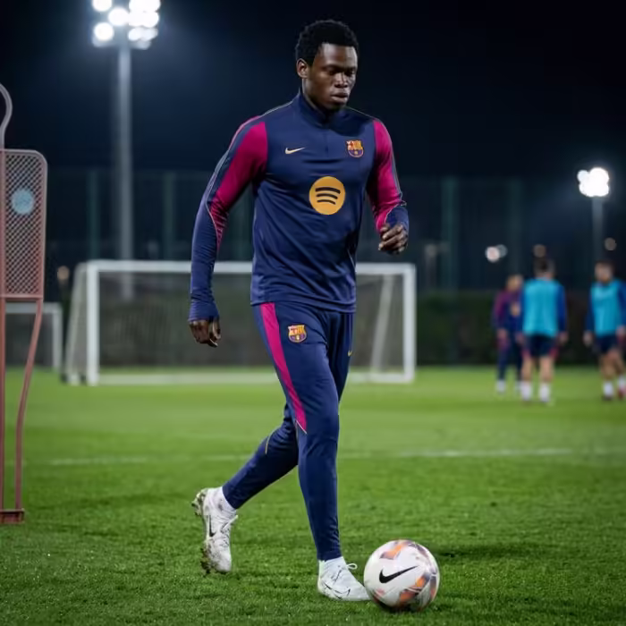 Long-sleeve Nike F.C. Barcelona Strike Dri-FIT Knit Drill Top - 7