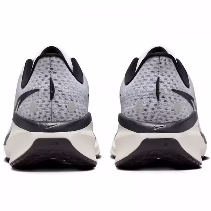 Кроссовки Nike VOMERO 17 - 5