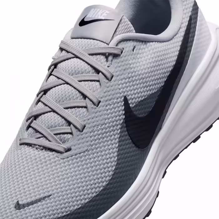 Кроссовки Nike REVOLUTION 8 - 8