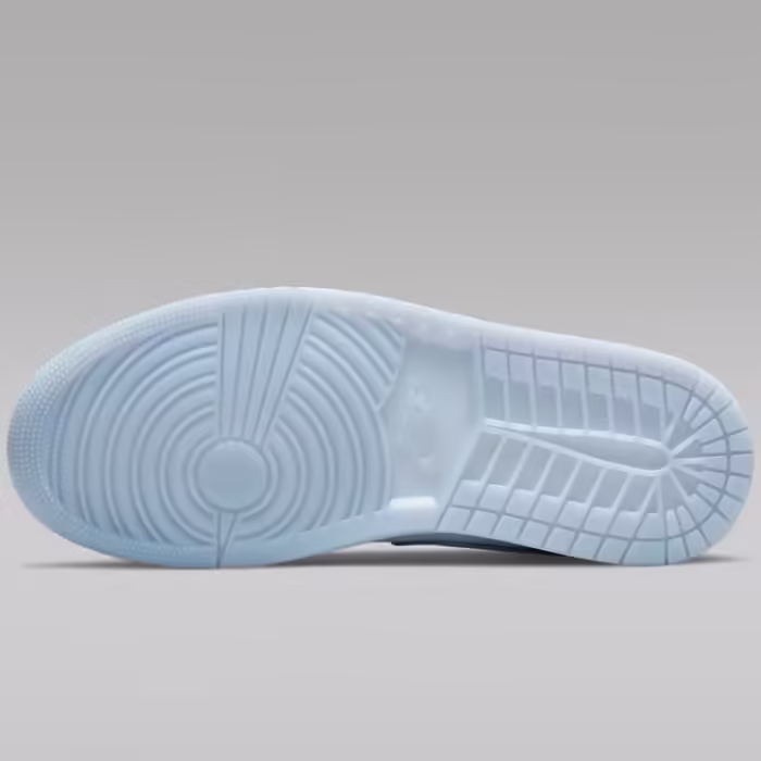 Incaltaminte Sport Nike WMNS AIR JORDAN 1 MID - 3