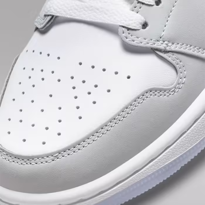 Incaltaminte Sport Nike WMNS AIR JORDAN 1 MID - 7