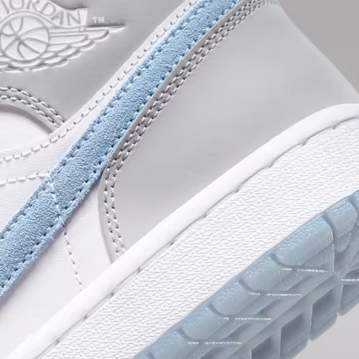 Incaltaminte Sport Nike WMNS AIR JORDAN 1 MID - 8