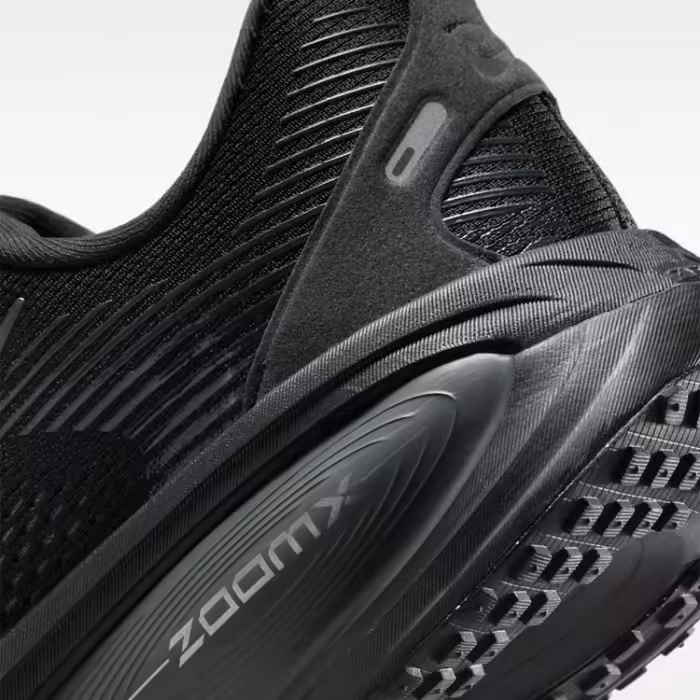 Incaltaminte Sport Nike VOMERO 18 - 6