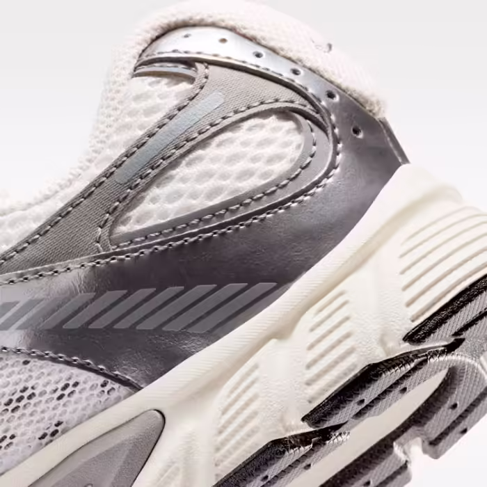 Кроссовки Nike V5 RNR Белый 40 - 8