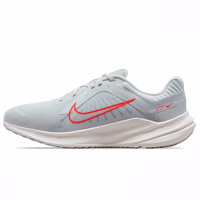 Кроссовки Nike WMNS NIKE QUEST 5