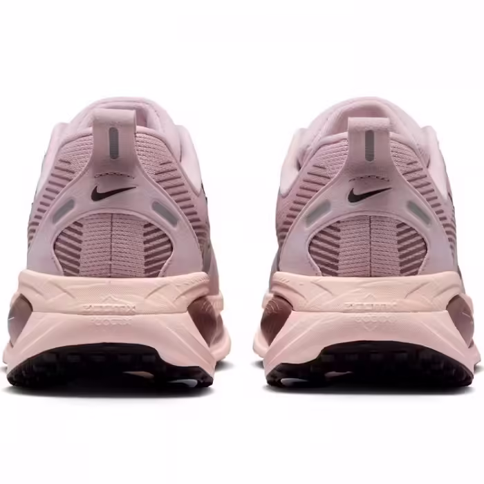Incaltaminte Sport Nike VOMERO 18 - 7