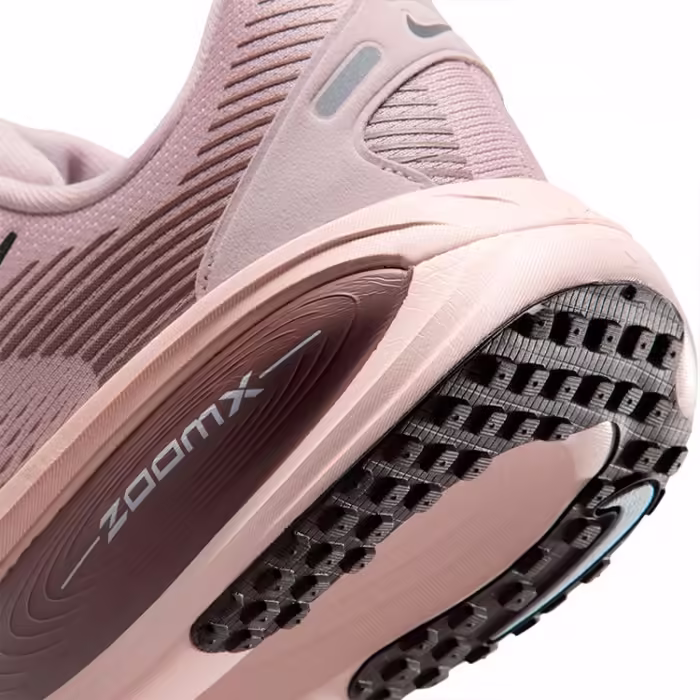 Incaltaminte Sport Nike VOMERO 18 - 9
