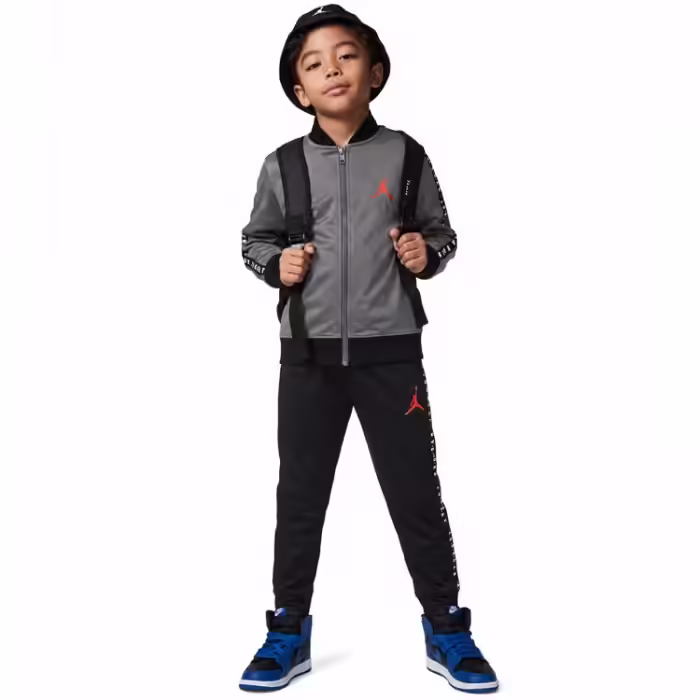 Спортивный костюм Nike JORDAN TRICOT SET Серый 2-3YR
