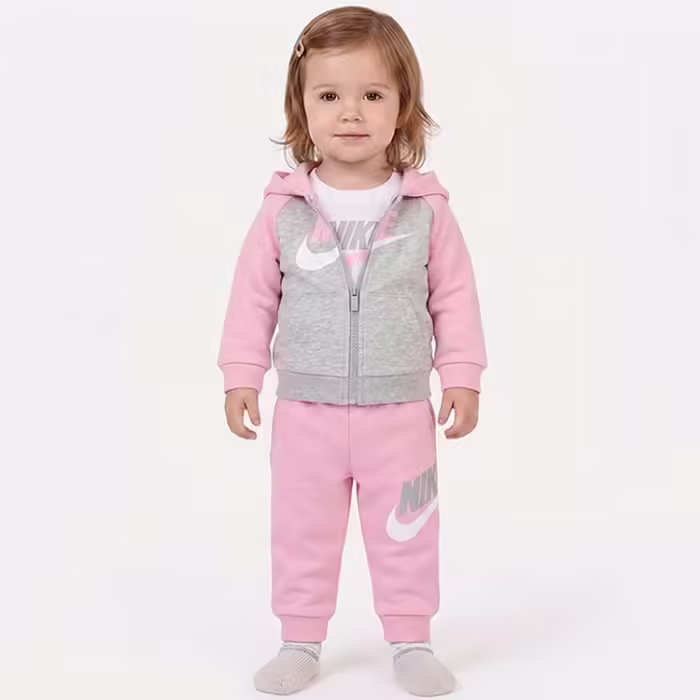 Costum Sportiv Nike COLOR BLOCKED