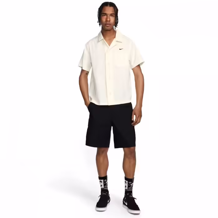 Sorti Nike M CLUB WVN CARGO SHORT - 2