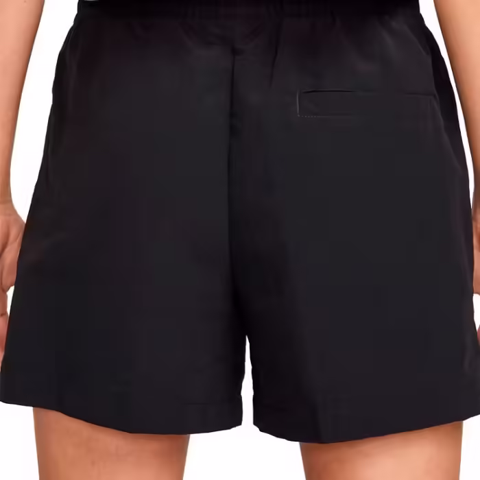 Sorti Nike WMNS NSW ESSNTL MR 5IN WVN SHRT - 5