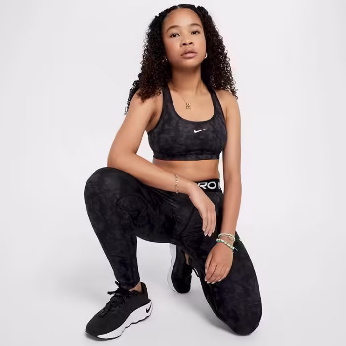 Спортивное бра Nike G NK SWSH REV AOP BRA - 6