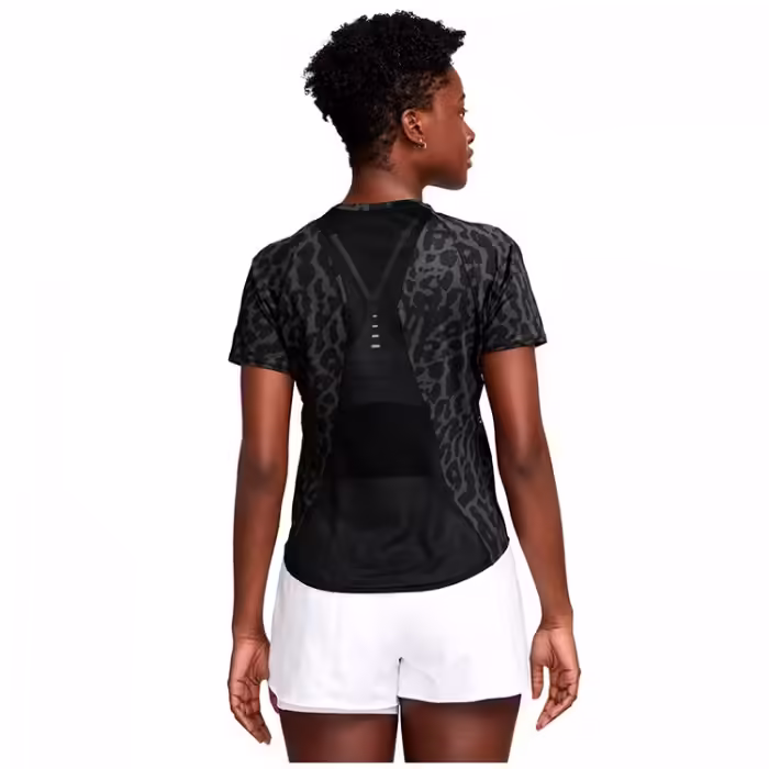 Футболка Nike W NK SWIFT NVLT DF SS TOP - 4