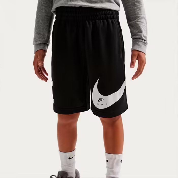 Sorti Nike Sportswear Club