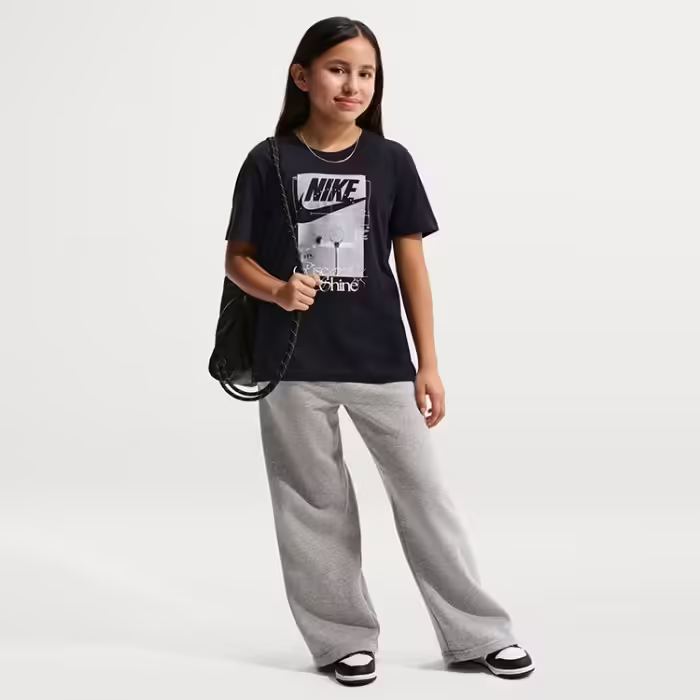 Tricou Nike RISE AND SHINE