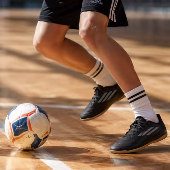 Ghete pentu fotbal Adidas DEPORTIVO III IN J - 2