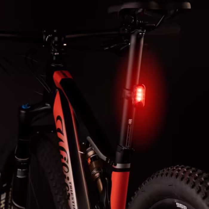 Stop spate Force PILL 12LM, 3 x LED, USB - 4