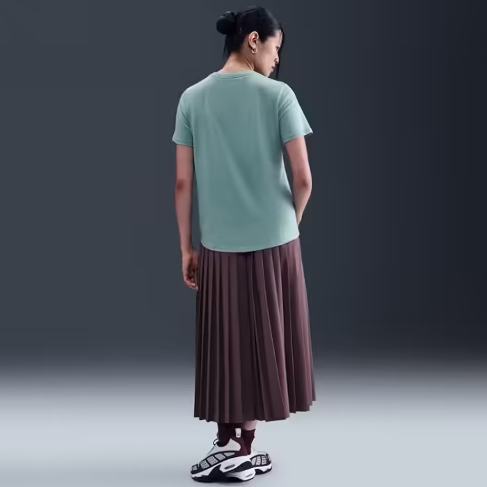 Футболка Nike W NSW TEE ESSNTL ICN FTRA Зеленый M - 4