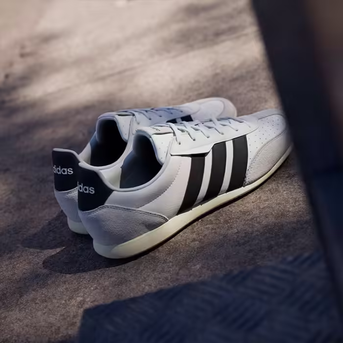 Incaltaminte Sport Adidas BARREDA LO - 2
