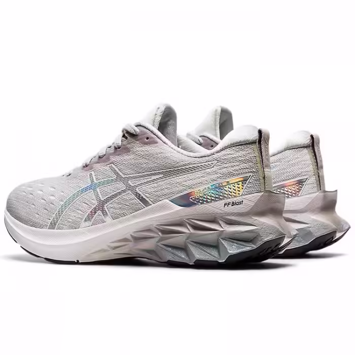 Кроссовки Asics NOVABLAST 2 - 2