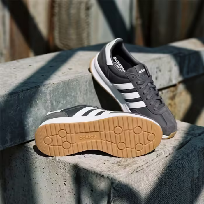 Incaltaminte Sport Adidas RUN 70s - 10
