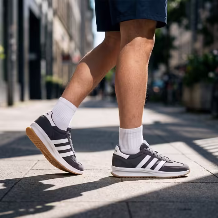 Incaltaminte Sport Adidas RUN 70s - 11