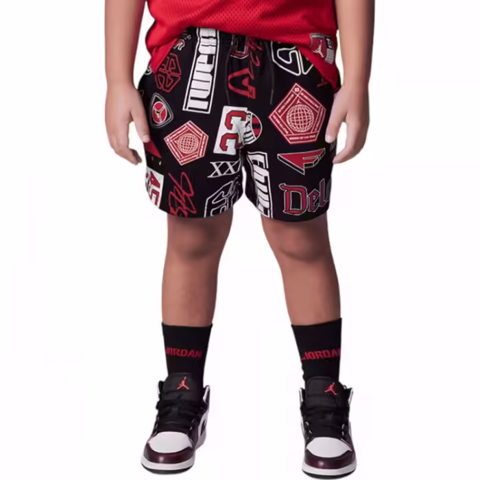 Sorti Nike JDB MJ ESSENTIALS FT AOP SHORT