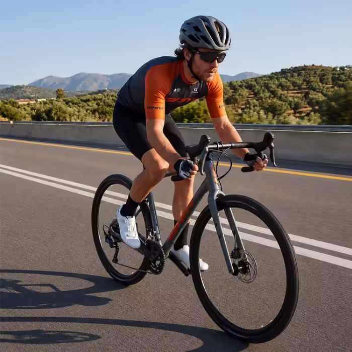 Bicicleta de pietris GIANT Revolt 2 Gri - 6