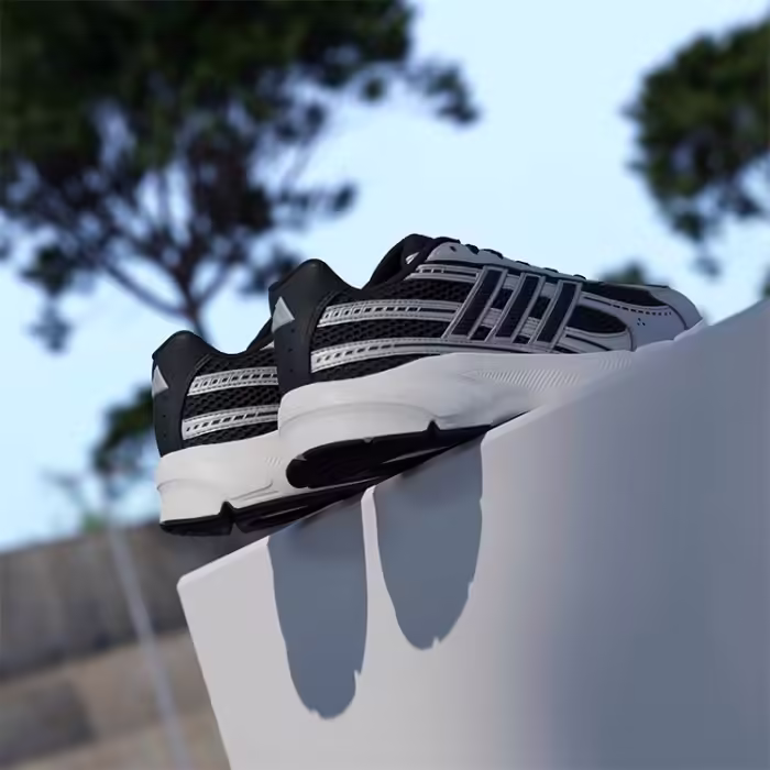 Incaltaminte Sport Adidas TECHNOCHAOS 2000 - 2