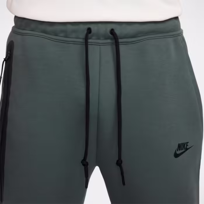 Pantaloni Nike M NK TCH FLC JGGR Verde XXL - 8