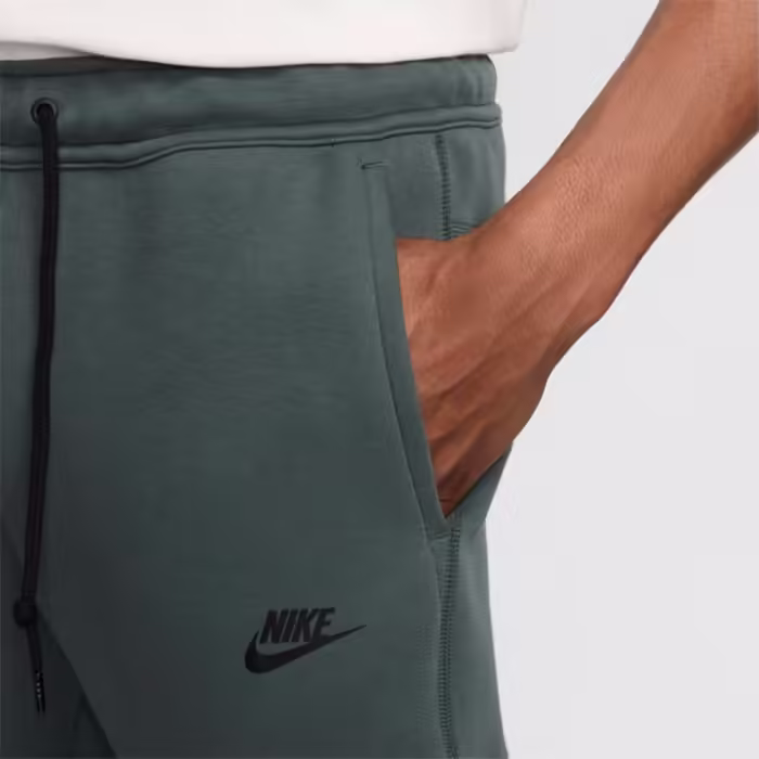 Pantaloni Nike M NK TCH FLC JGGR Verde XXL - 9