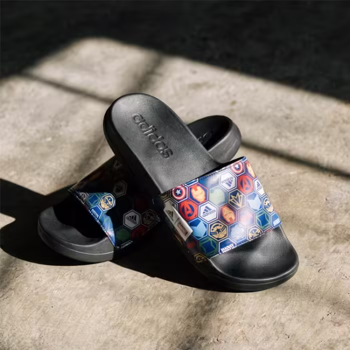Slapi Adidas ADILETTE COMFORT AVENGERS K - 8