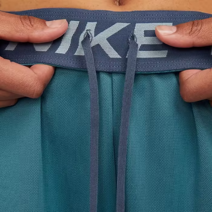 Шорты Nike W NK ATTACK DF MR 5IN SHORT - 6