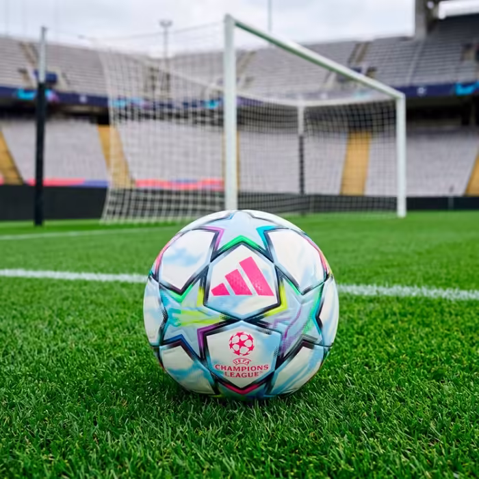 Minge fotbal Adidas UEFA CHAMPIONS LEAGUE 26/27 PRO Alb 5 - 5